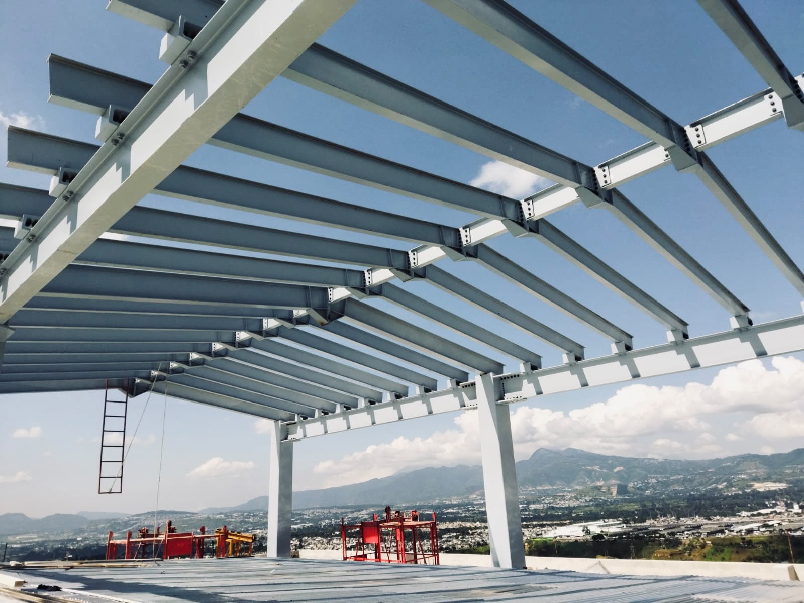 Secaida Structural Studio — Firma de ingeniería estructural en Guatemala. Diseño, evaluación y asesoría estructural de alto nivel.
